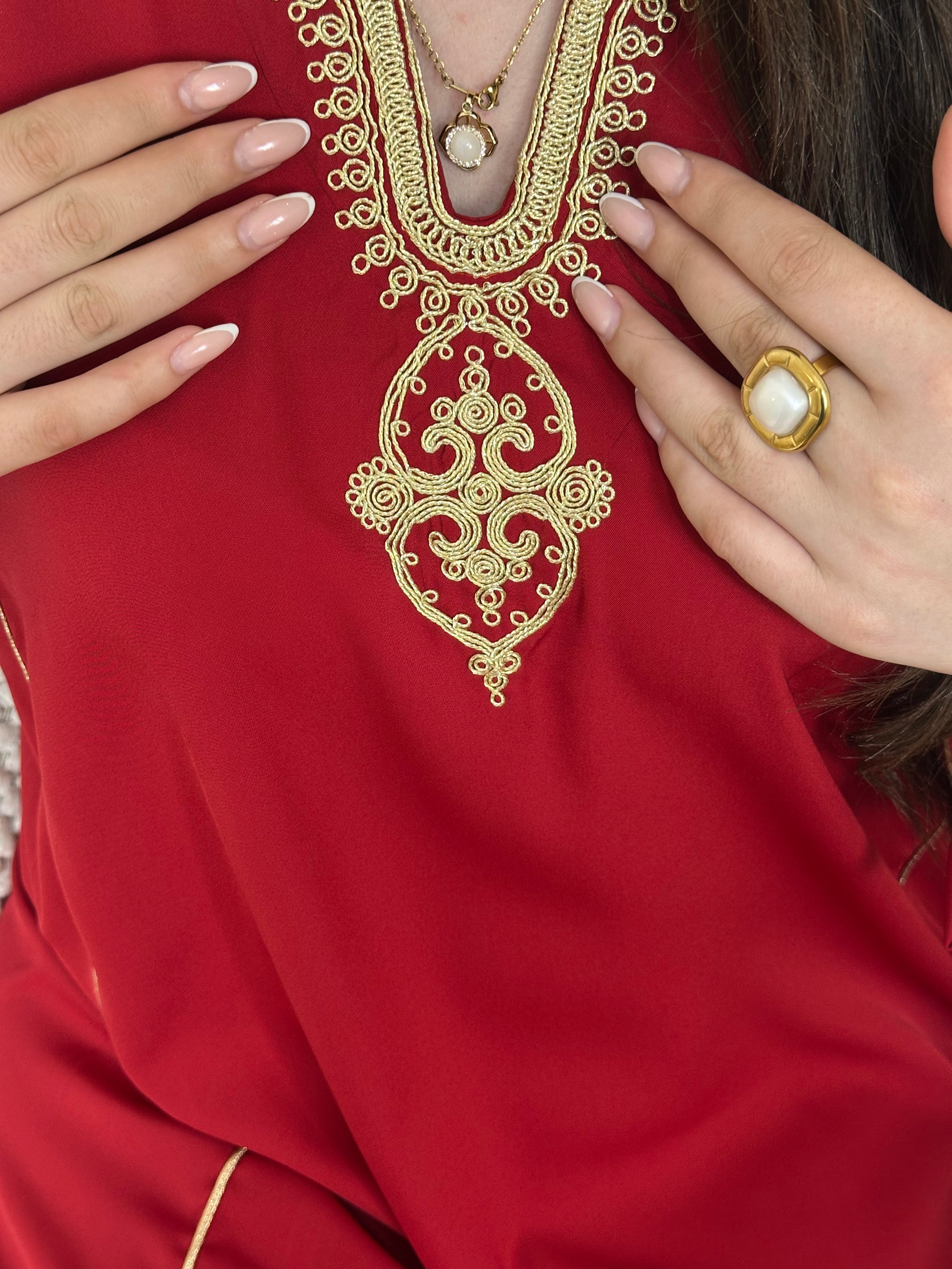 Robe Royale en Crêpe Brodé
